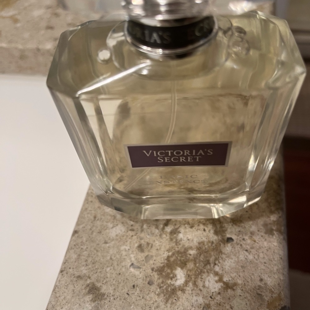 Victoria's Secret Basic Instinct Eau de Parfum in Purple Box - Picture 2 of 5